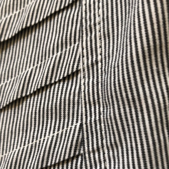Navy & white pinstripe shirt with diagonal pleated front, M - Picture 11 of 12